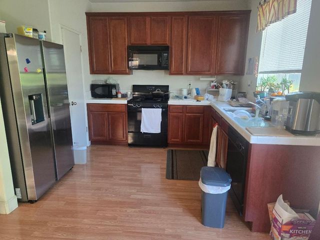 4421 Harmony Hill Way, Stockton, CA 95212