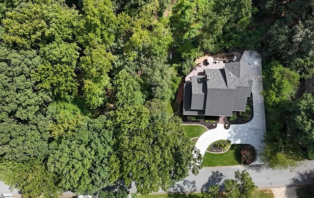 11 Holly Trace, Simpsonville, SC 29681