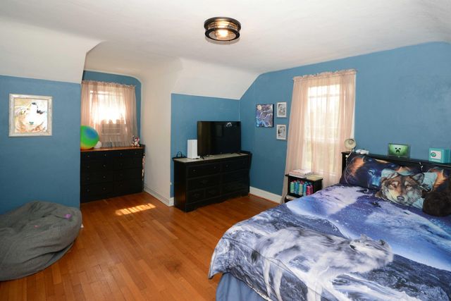 5287 Comstock Avenue, Comstock Twp, MI 49048