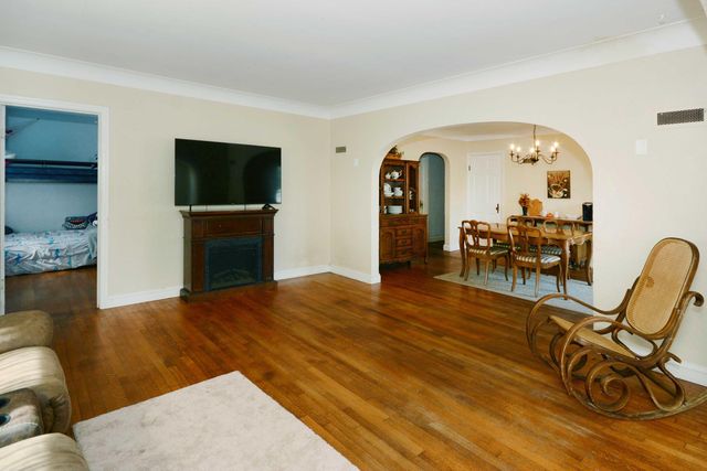 5287 Comstock Avenue, Comstock Twp, MI 49048