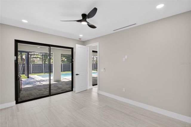 812 SW 14TH AVENUE, Cape Coral, FL 33991