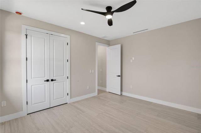 812 SW 14TH AVENUE, Cape Coral, FL 33991