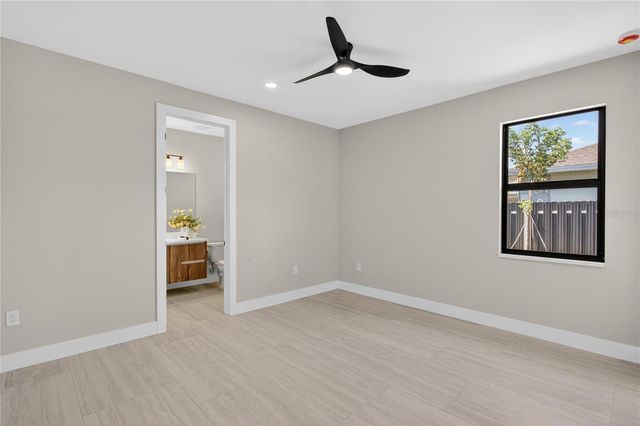 812 SW 14TH AVENUE, Cape Coral, FL 33991