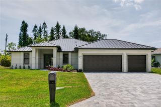 812 SW 14TH AVENUE, Cape Coral, FL 33991