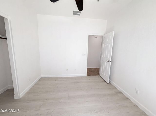 934 E OVERLIN Lane, Avondale, AZ 85323