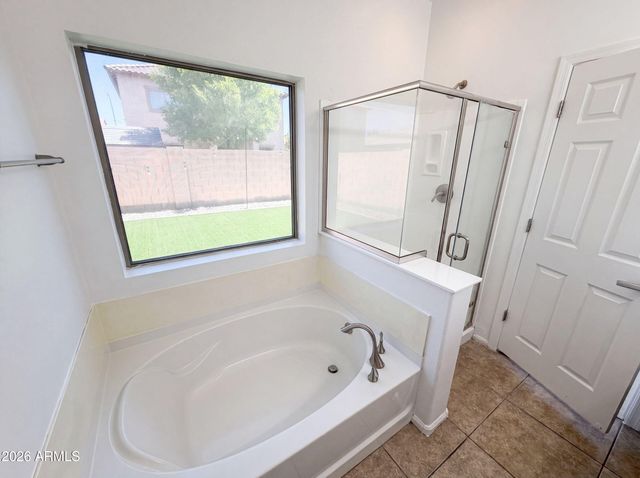 934 E OVERLIN Lane, Avondale, AZ 85323