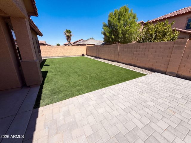 934 E OVERLIN Lane, Avondale, AZ 85323