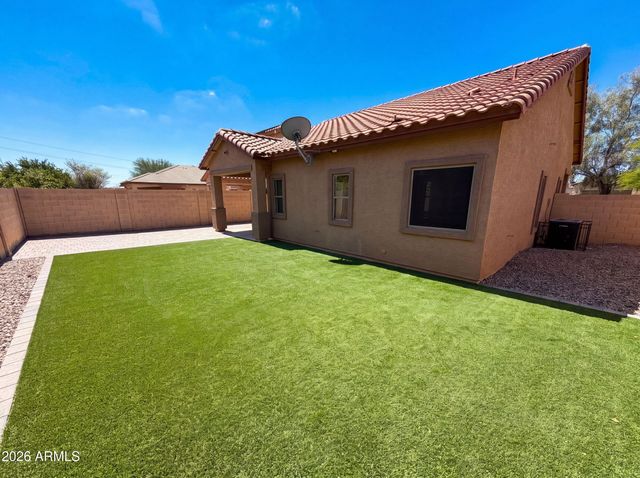 934 E OVERLIN Lane, Avondale, AZ 85323