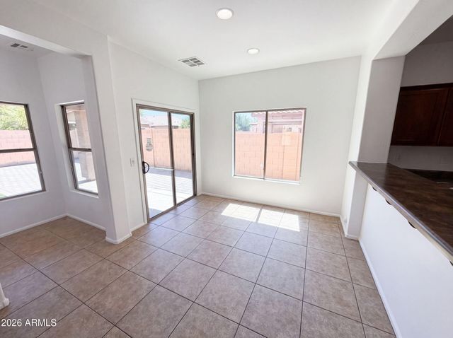 934 E OVERLIN Lane, Avondale, AZ 85323