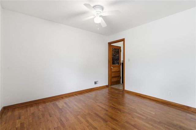 8901 Craig Drive, Overland Park, KS 66212