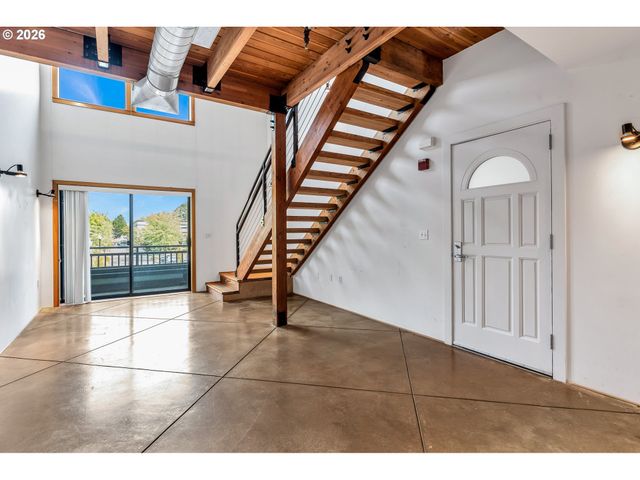 1370 Ne ORENCO STATION Pkwy 26, Hillsboro, OR 97124