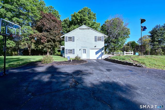 1221 Poquonock Avenue, Windsor, CT 06095