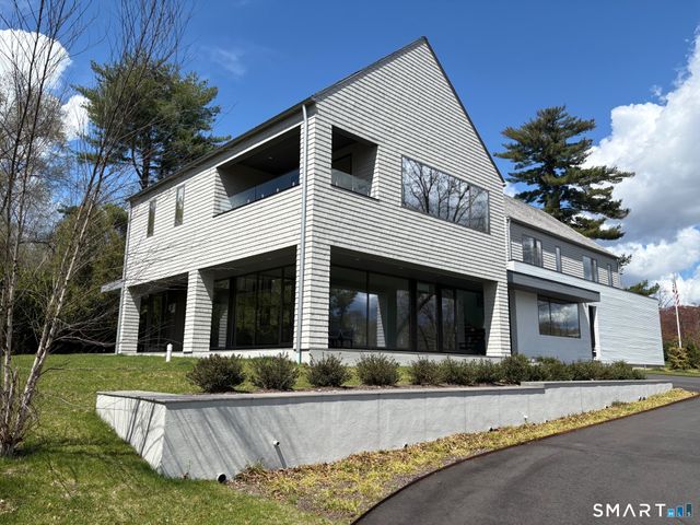14 Five Mile River Road, Darien, CT 06820