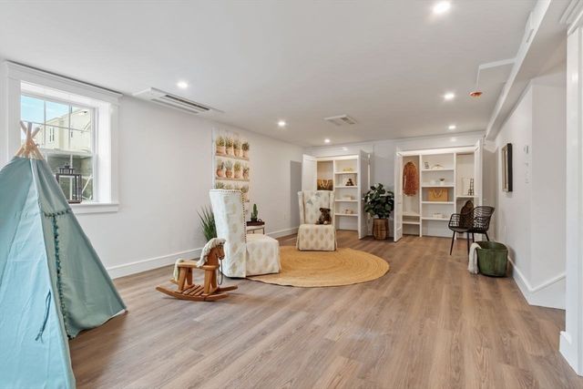 23 Trowbridge St 23, Belmont, MA 02478