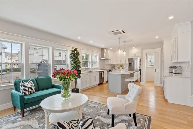 23 Trowbridge St 23, Belmont, MA 02478