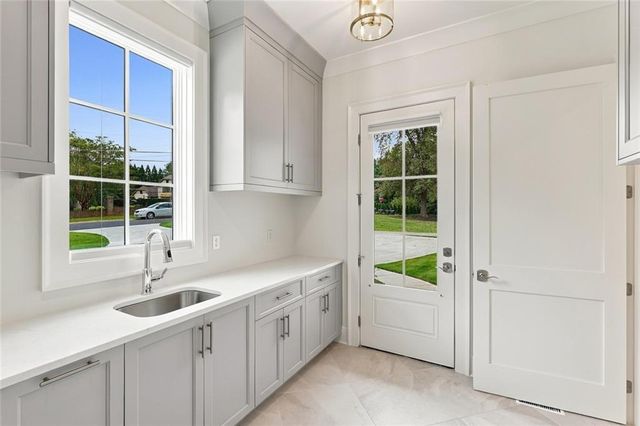5310 Northland Drive NE, Sandy Springs, GA 30342