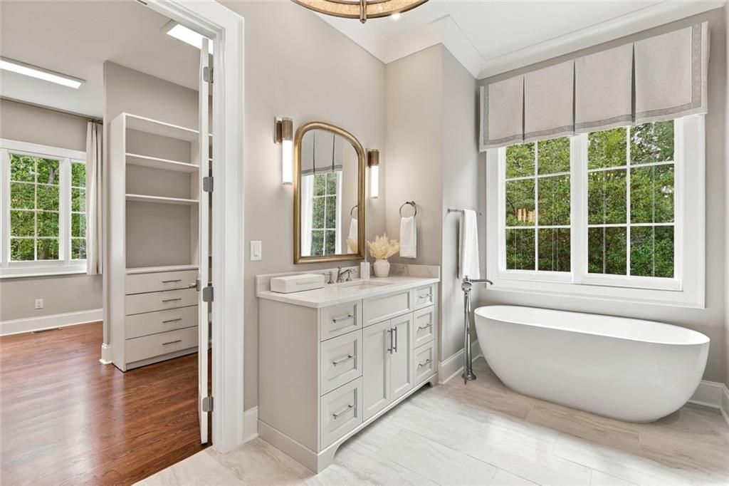 Image 36 of property listing at 5310 Northland Drive NE, Sandy Springs, GA 30342