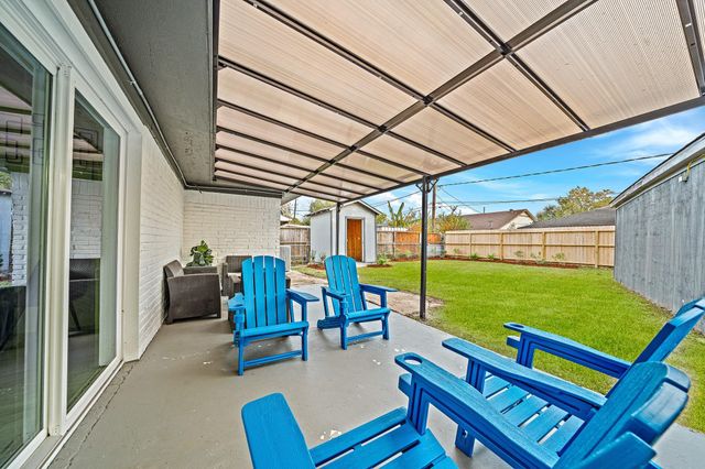 12007 Sharpcrest Street, Houston, TX 77072