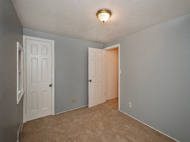 852 Middle Road, Baldwin Twp, PA 15234