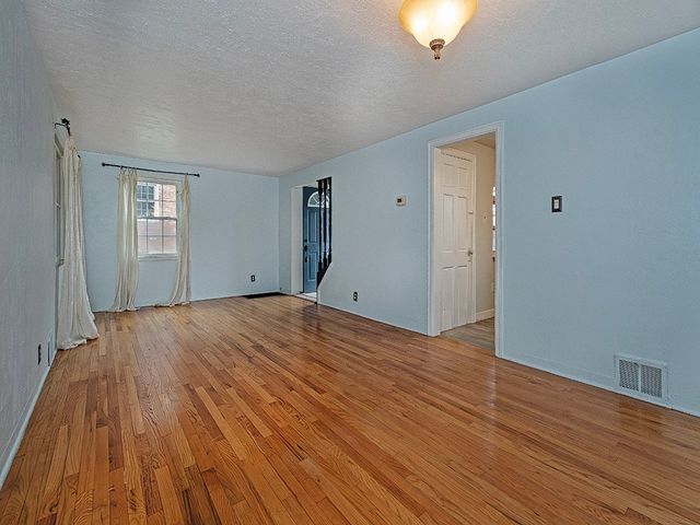 852 Middle Road, Baldwin Twp, PA 15234