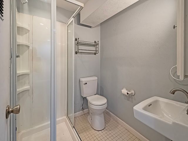 852 Middle Road, Baldwin Twp, PA 15234