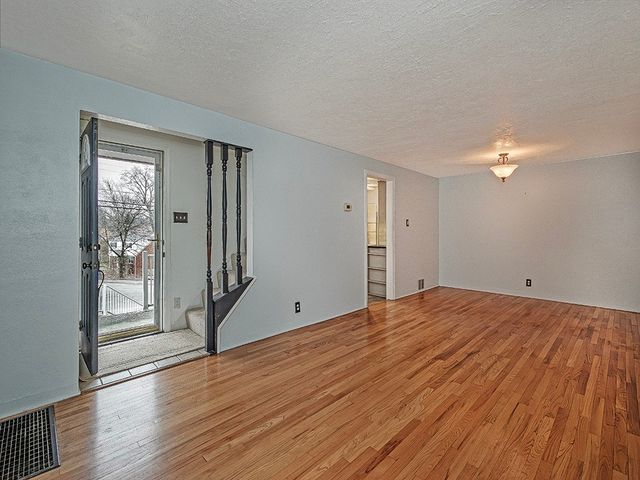 852 Middle Road, Baldwin Twp, PA 15234