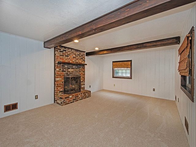 852 Middle Road, Baldwin Twp, PA 15234