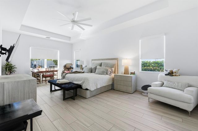 9921 Regency Way, Palm Beach Gardens, FL 33412