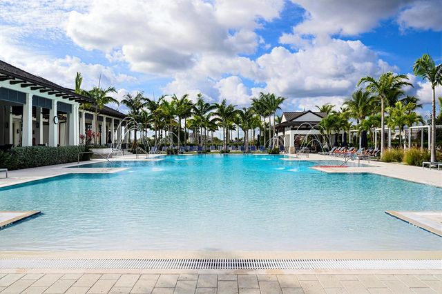 9921 Regency Way, Palm Beach Gardens, FL 33412