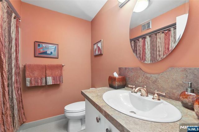 140 Euclid Avenue 5G, Hackensack, NJ 07601
