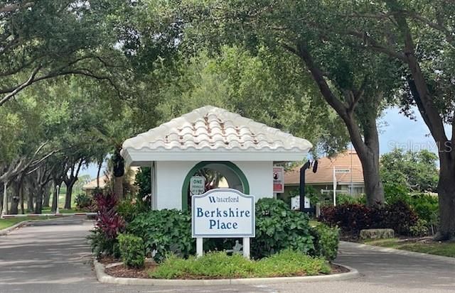 1275 BERKSHIRE CIRCLE, Venice, FL 34292