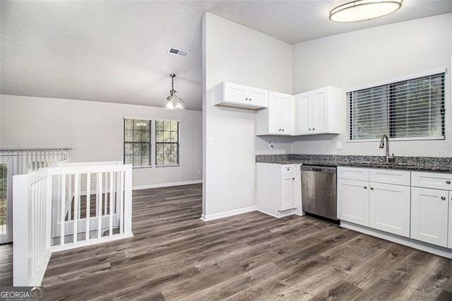 5268 FOX, Stone Mountain, GA 30088