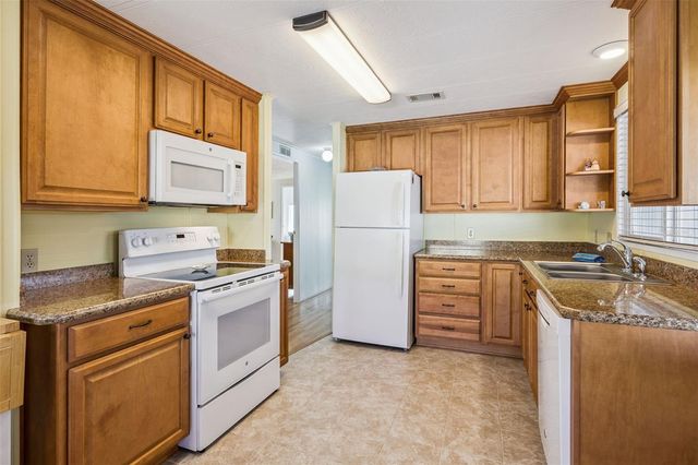 259 PINEWOOD DRIVE, Eustis, FL 32726