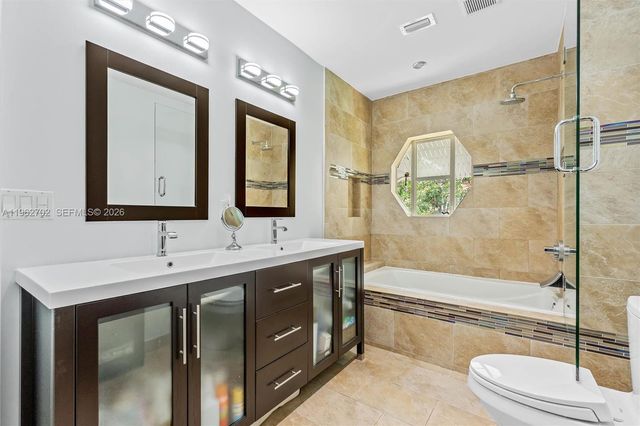 318 NE 105th St, Miami Shores, FL 33138