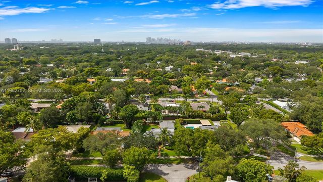 318 NE 105th St, Miami Shores, FL 33138