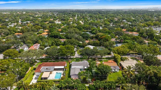 318 NE 105th St, Miami Shores, FL 33138