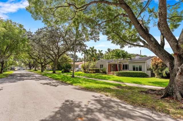 318 NE 105th St, Miami Shores, FL 33138