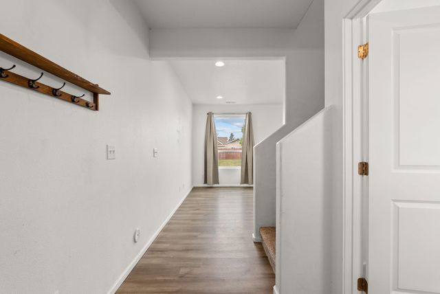 236 S CAMEO Ave, Deer Park, WA 99006