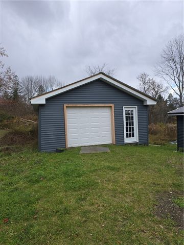 110 Pratt Lane, Oxford, NY 13830