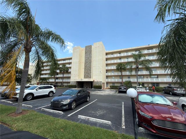 141 SE 3rd Avenue 106, Dania Beach, FL 33004