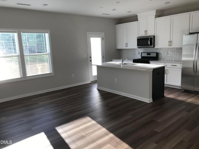 828 Oak Center Drive, Raleigh, NC 27610