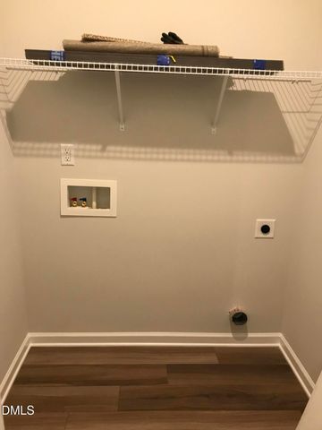 828 Oak Center Drive, Raleigh, NC 27610