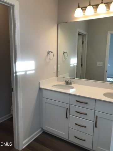 828 Oak Center Drive, Raleigh, NC 27610