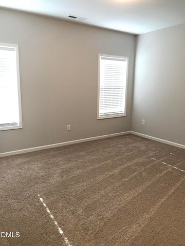 828 Oak Center Drive, Raleigh, NC 27610