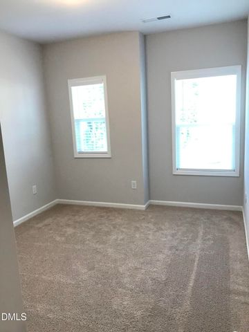 828 Oak Center Drive, Raleigh, NC 27610