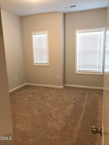 828 Oak Center Drive, Raleigh, NC 27610