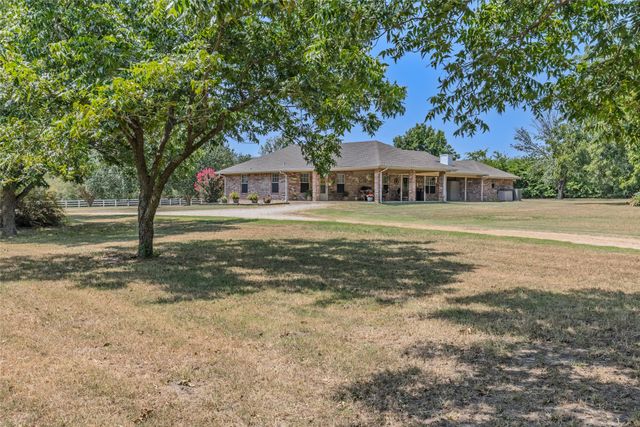 4886 White Rock, Lone Oak, TX 75453