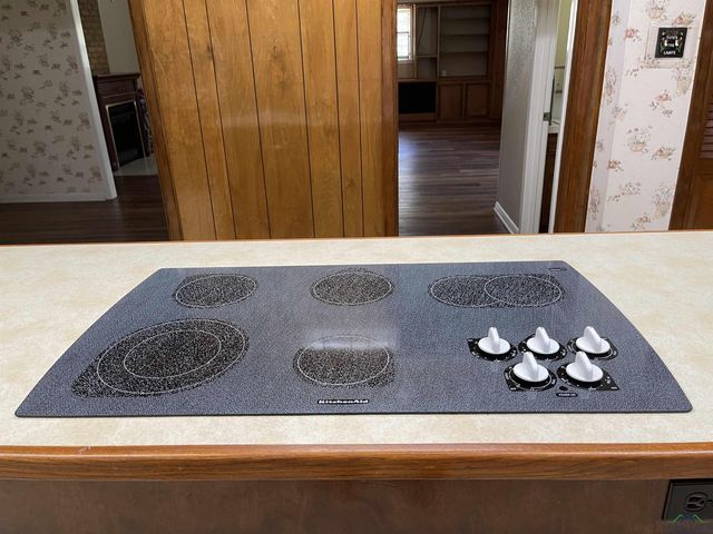 2115 E Pinecrest, Atlanta, TX 75551