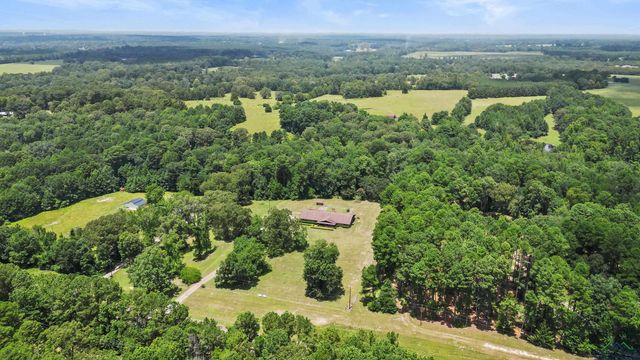 2115 E Pinecrest, Atlanta, TX 75551