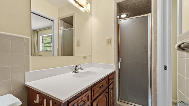 2115 E Pinecrest, Atlanta, TX 75551